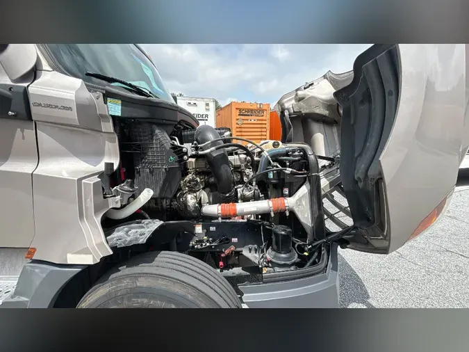 2022 Freightliner Cascadia 12669a0bf5de0576971f6d4fe18960a553c