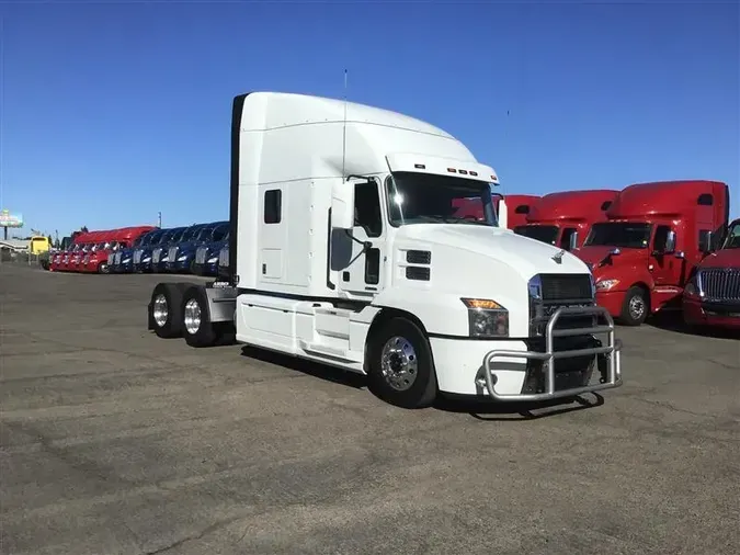 2023 MACK AN64T