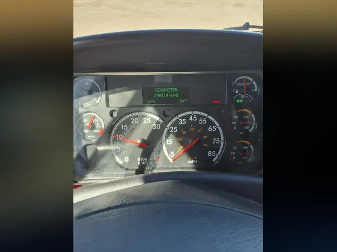 2019 FREIGHTLINER/MERCEDES M2 106