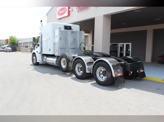2017 Peterbilt 579