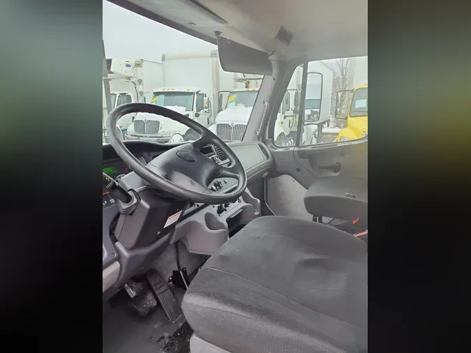 2019 FREIGHTLINER/MERCEDES M2 106