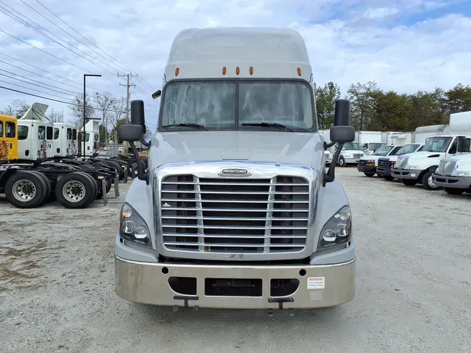 2019 FREIGHTLINER/MERCEDES CASCADIA 125