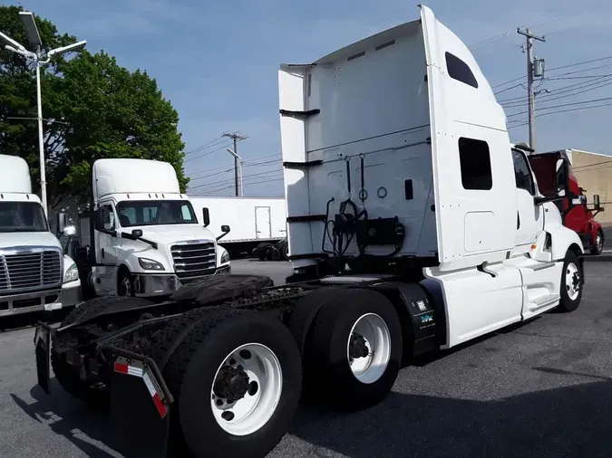 2019 NAVISTAR INTERNATIONAL LT625 SLPR CAB