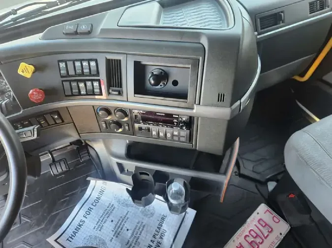 2022 VOLVO VNL64T74069bee5789f19984cd1eb509289a7494a