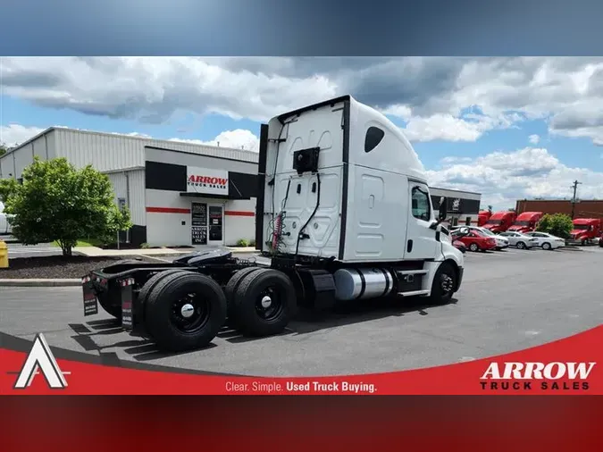 2020 FREIGHTLINER CA126