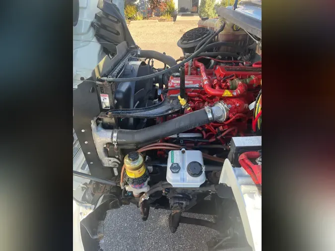 2019 FREIGHTLINER/MERCEDES M2 106