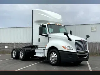 2018 International LT625 6x4