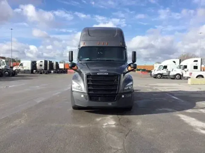 2023 Freightliner Cascadia