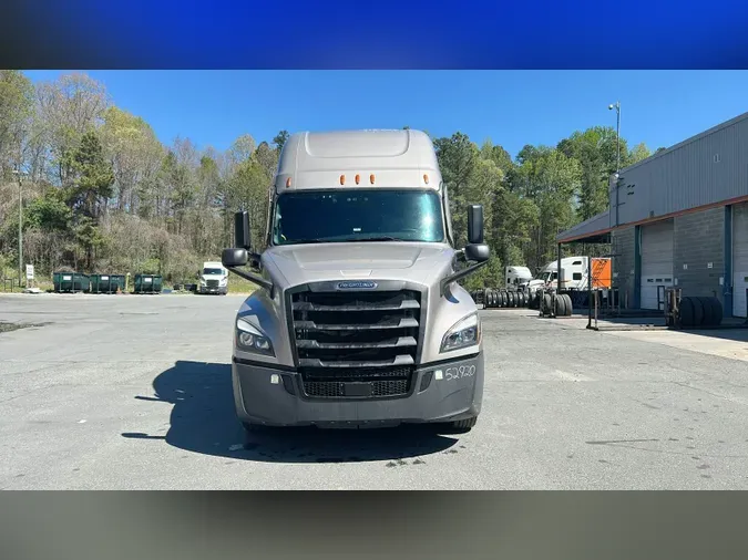 2022 Freightliner Cascadia 126