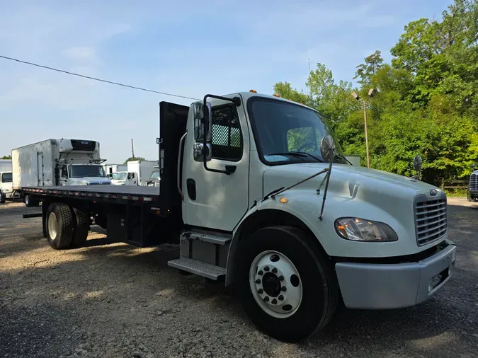 2017 FREIGHTLINER/MERCEDES M2 106