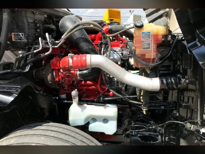 2022 INT LT625 6x4