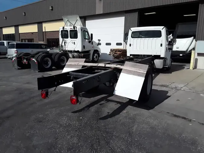 2020 FREIGHTLINER/MERCEDES M2 106