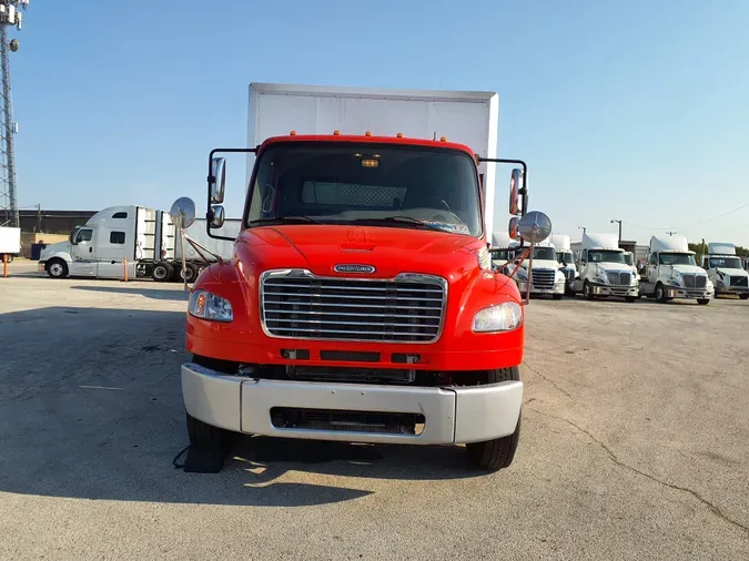 2016 FREIGHTLINER/MERCEDES M2 106