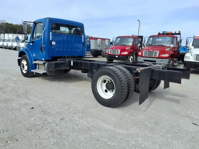 2019 FREIGHTLINER/MERCEDES M2 106