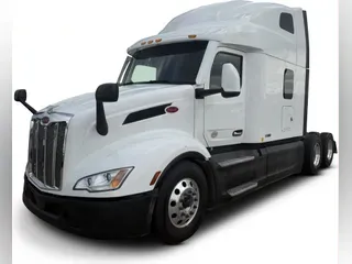 2023 Peterbilt 579