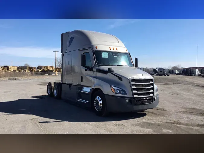 2022 Freightliner Cascadia 12669d78e2fc41bf7ee455254df1b7b5836