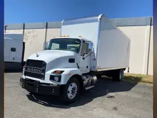 2023 Mack MD6