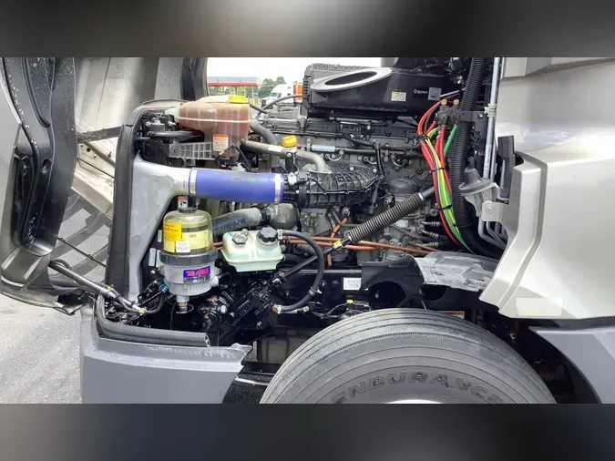 2022 Freightliner Cascadia 126