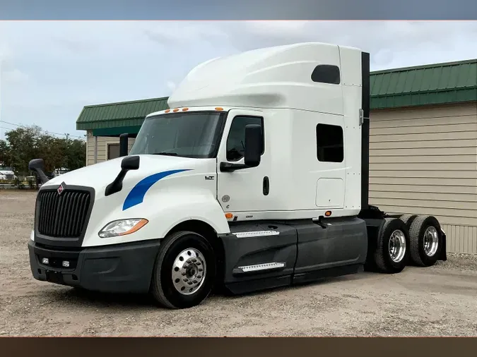 2021 INT LT625 6x4
