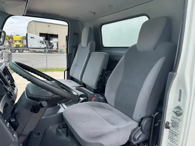 2019 Isuzu NPR69df047705237068a3ed950555e432e0