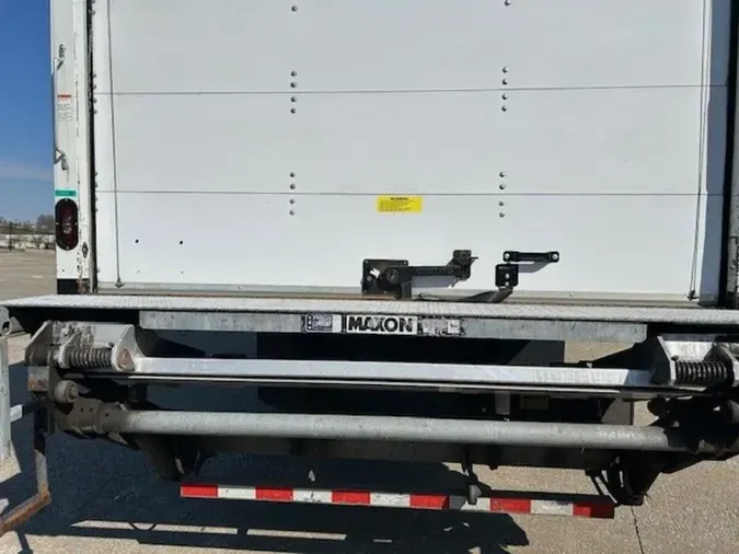 2019 Freightliner BUSINESS CLASS M2 106