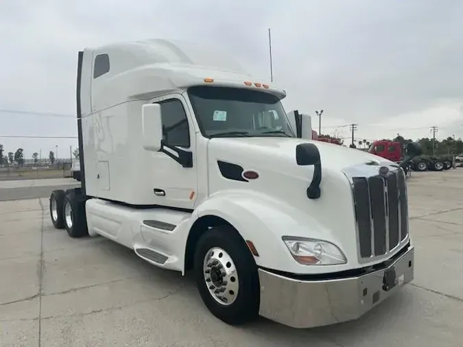 2022 Peterbilt 579