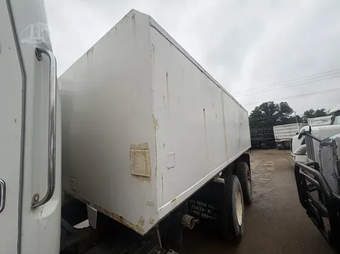 1998 VOLVO WG64T69e1b1a9287a62ea70e9de2eaaccbcc8