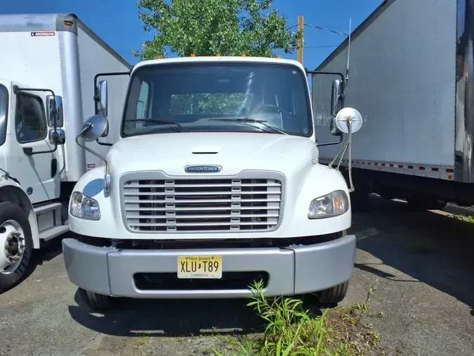 2019 FREIGHTLINER M2 106