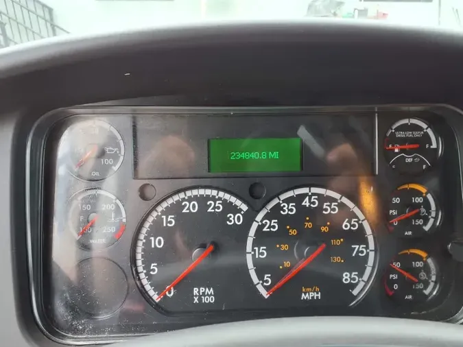 2019 FREIGHTLINER/MERCEDES M2 106