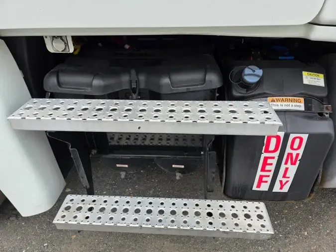 2020 FREIGHTLINER CASCADIA 125