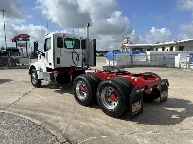 2022 Peterbilt 567
