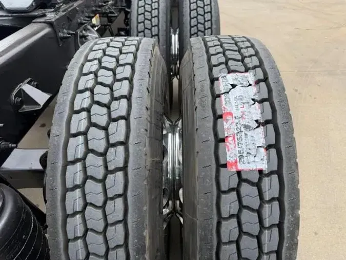 2022 Peterbilt 38969f108785778d45bf3d9b8e8a608a52f