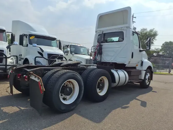 2019 NAVISTAR INTERNATIONAL LT625 DAYCAB T/A