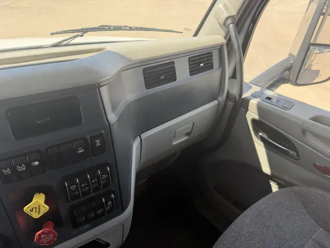 2022 Peterbilt 579