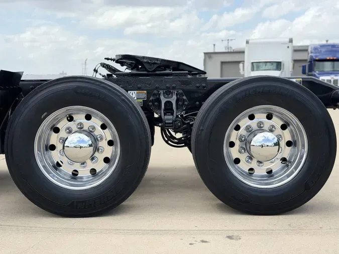 2022 Peterbilt 38969f37109971bae9adfbd0acde72e4997