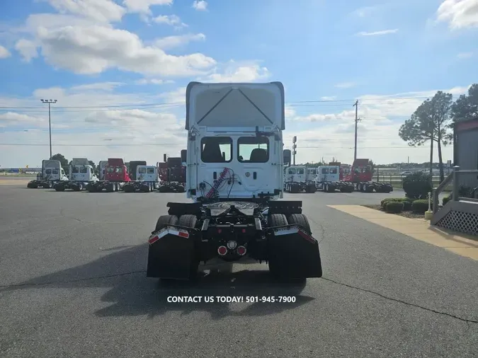 2018 FREIGHTLINER/MERCEDES CASCADIA 113