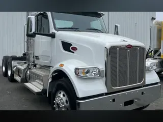 2025 Peterbilt 567