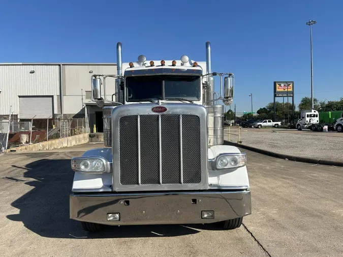 2020 Peterbilt 389