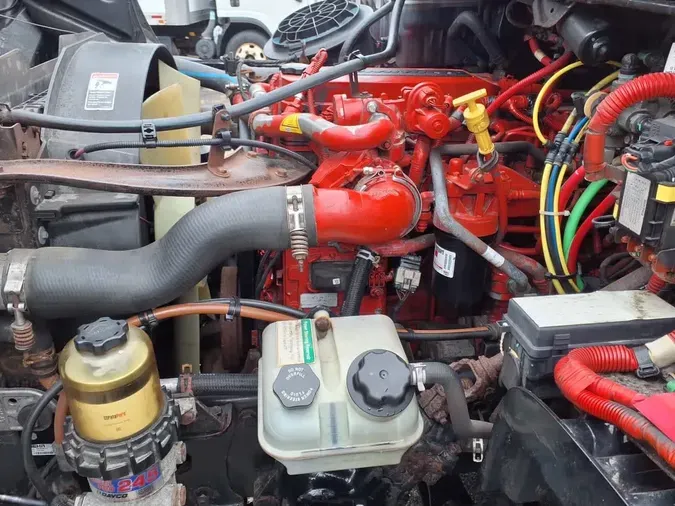 2019 FREIGHTLINER M2 10669fcbf3706aa1741d65e28d49f6919fc