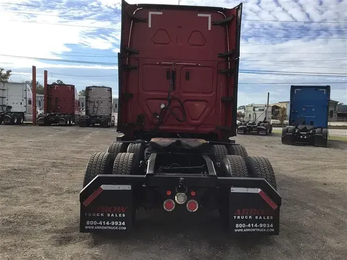 2020 FREIGHTLINER CASCADIA