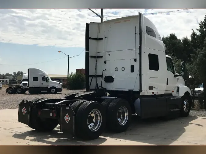 2022 INT LT625 6x4
