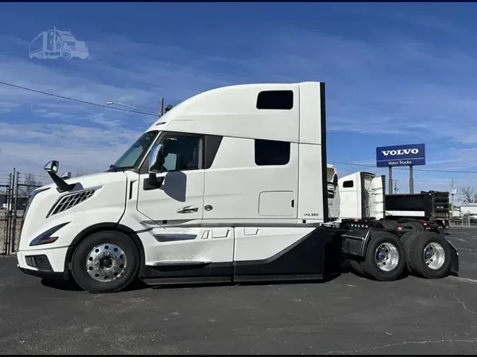 2026 VOLVO VNL64T860