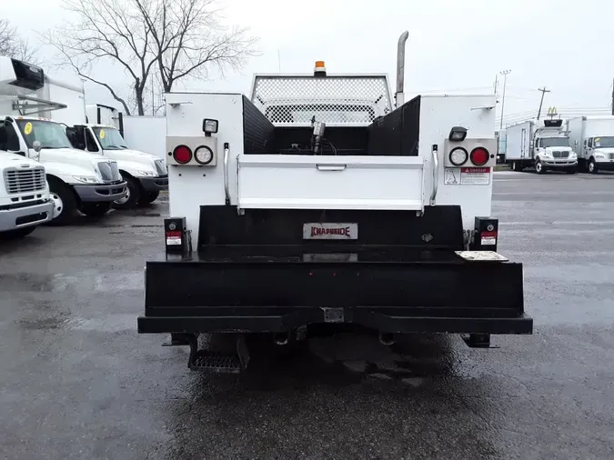 2017 FREIGHTLINER/MERCEDES M2 106