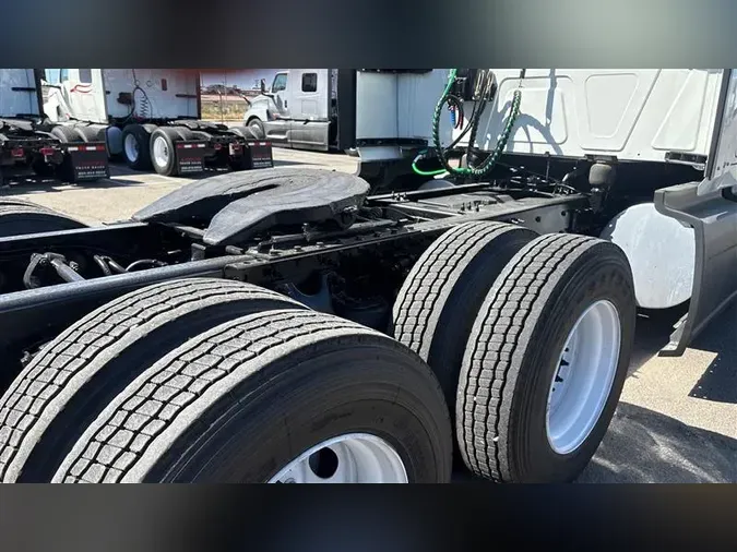 2022 INTERNATIONAL LT