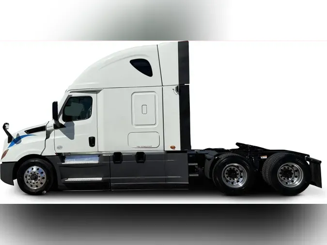 2021 Freightliner Cascadia6a080101599d758df5617312e8182b5b