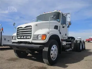 2006 MACK GRANITE CV713