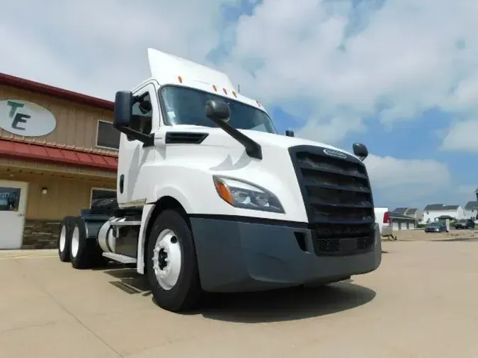 2019 Freightliner New Cascadia 1266a0ab7bfd091309e8a705b7727fb840b