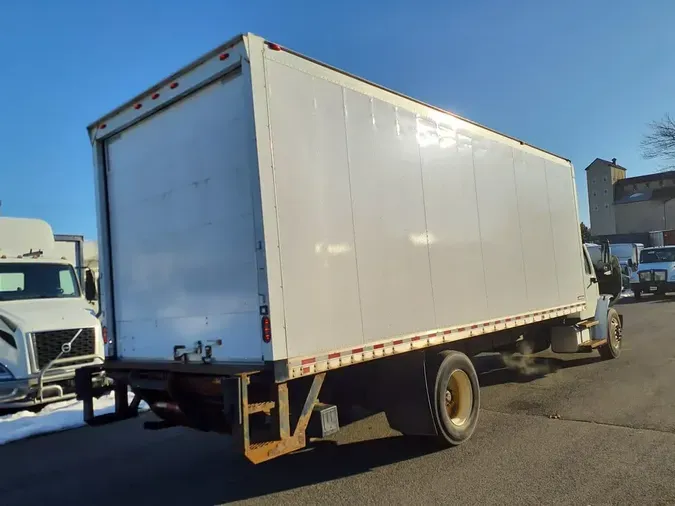 2018 FREIGHTLINER/MERCEDES M2 106