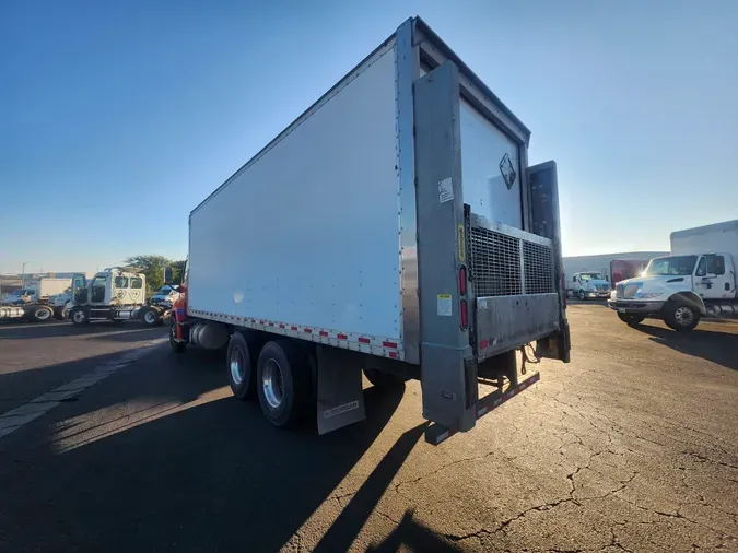 2018 FREIGHTLINER/MERCEDES CASCADIA 113