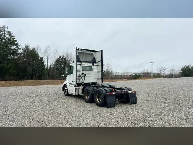 2018 Volvo VNL300